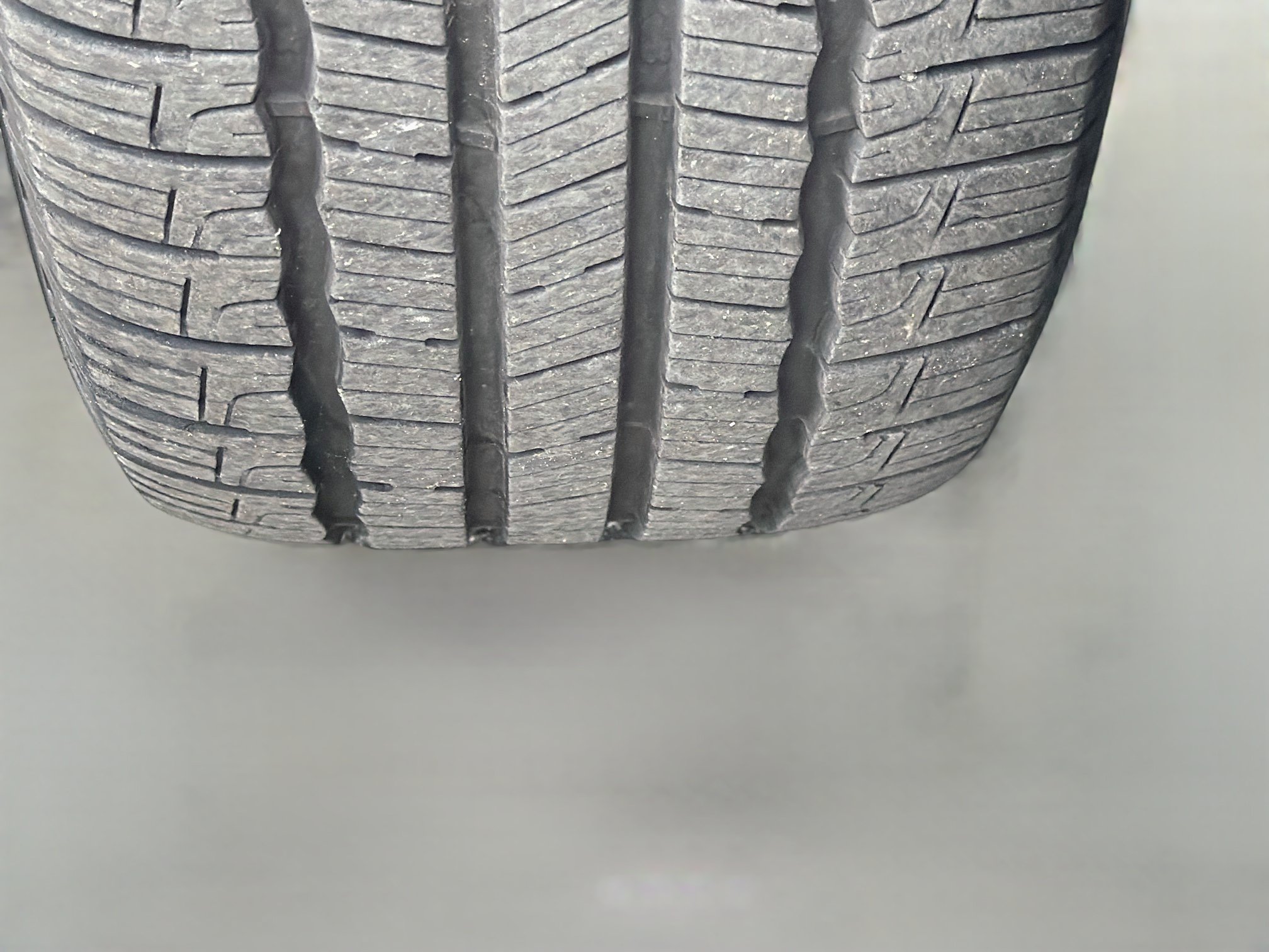 Used 2018 Volkswagen Passat GT FWD image 41