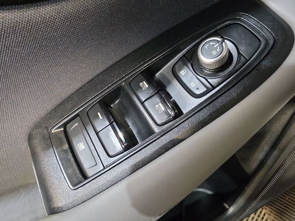 Used 2023 Subaru Outback Premium AWD/4WD image 15