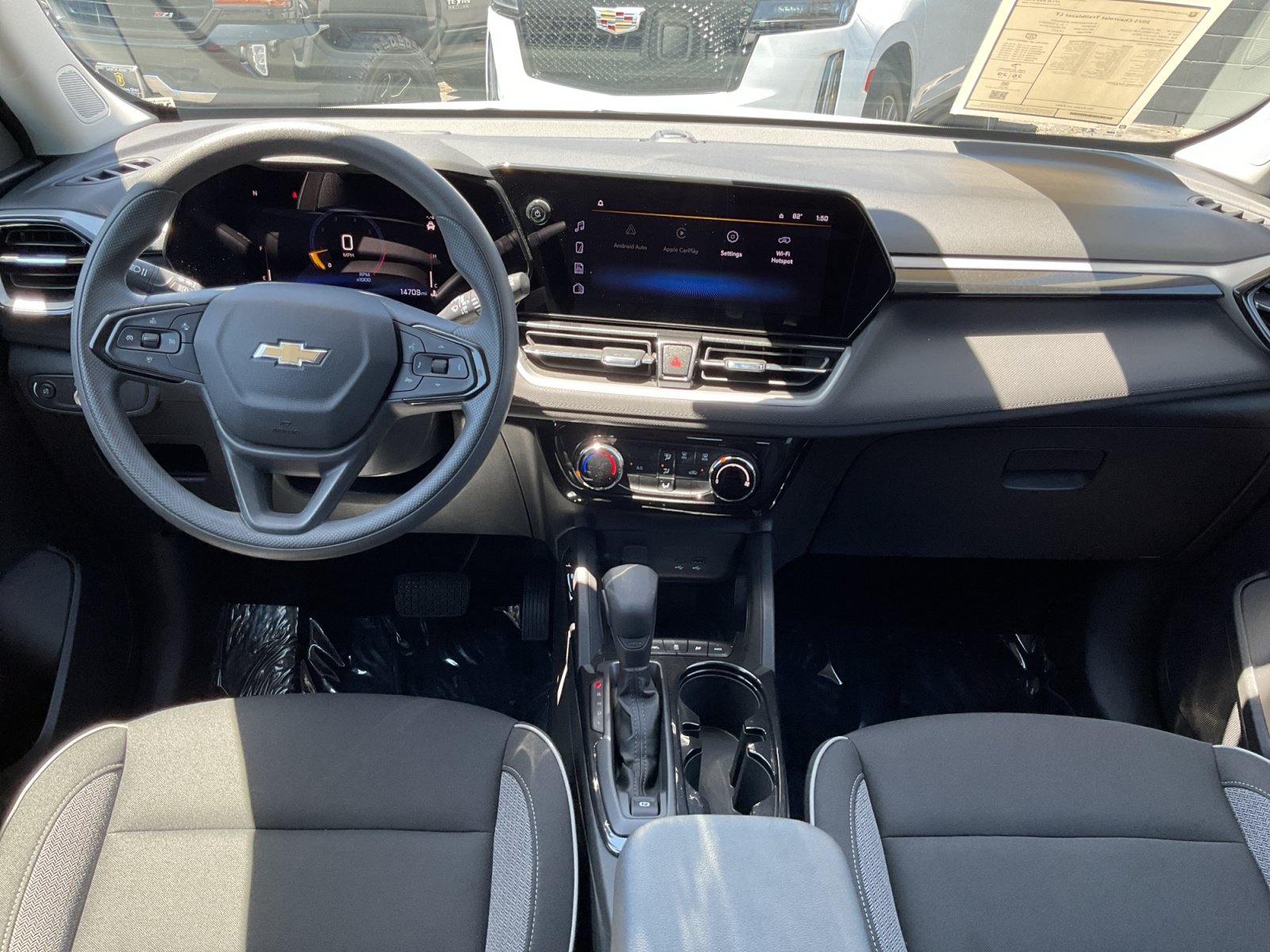 Used 2025 Chevrolet TrailBlazer LT AWD/4WD image 15