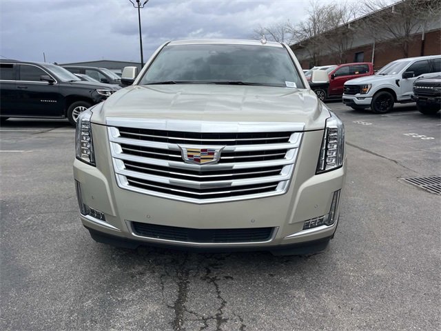 Used 2016 Cadillac Escalade Platinum image 8