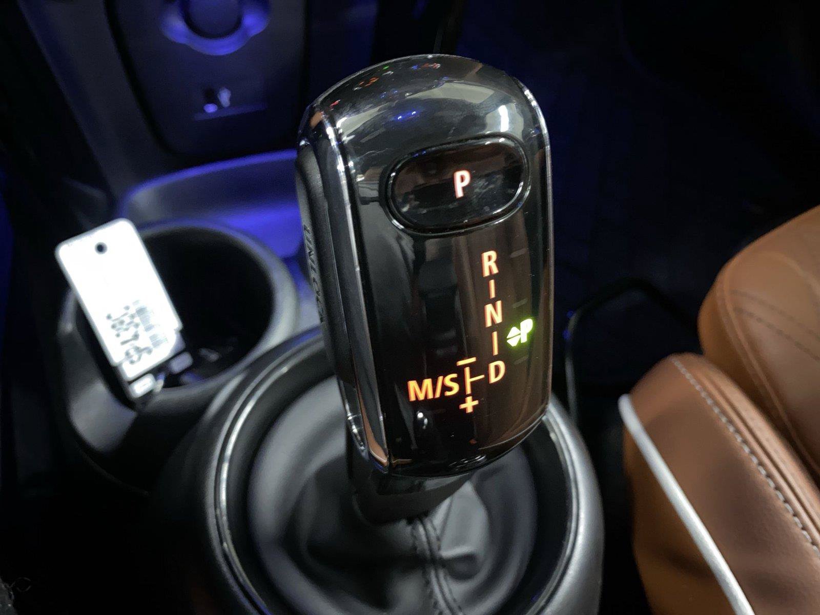 Used 2024 MINI Cooper S w/ Signature Upholstery Package FWD image 26