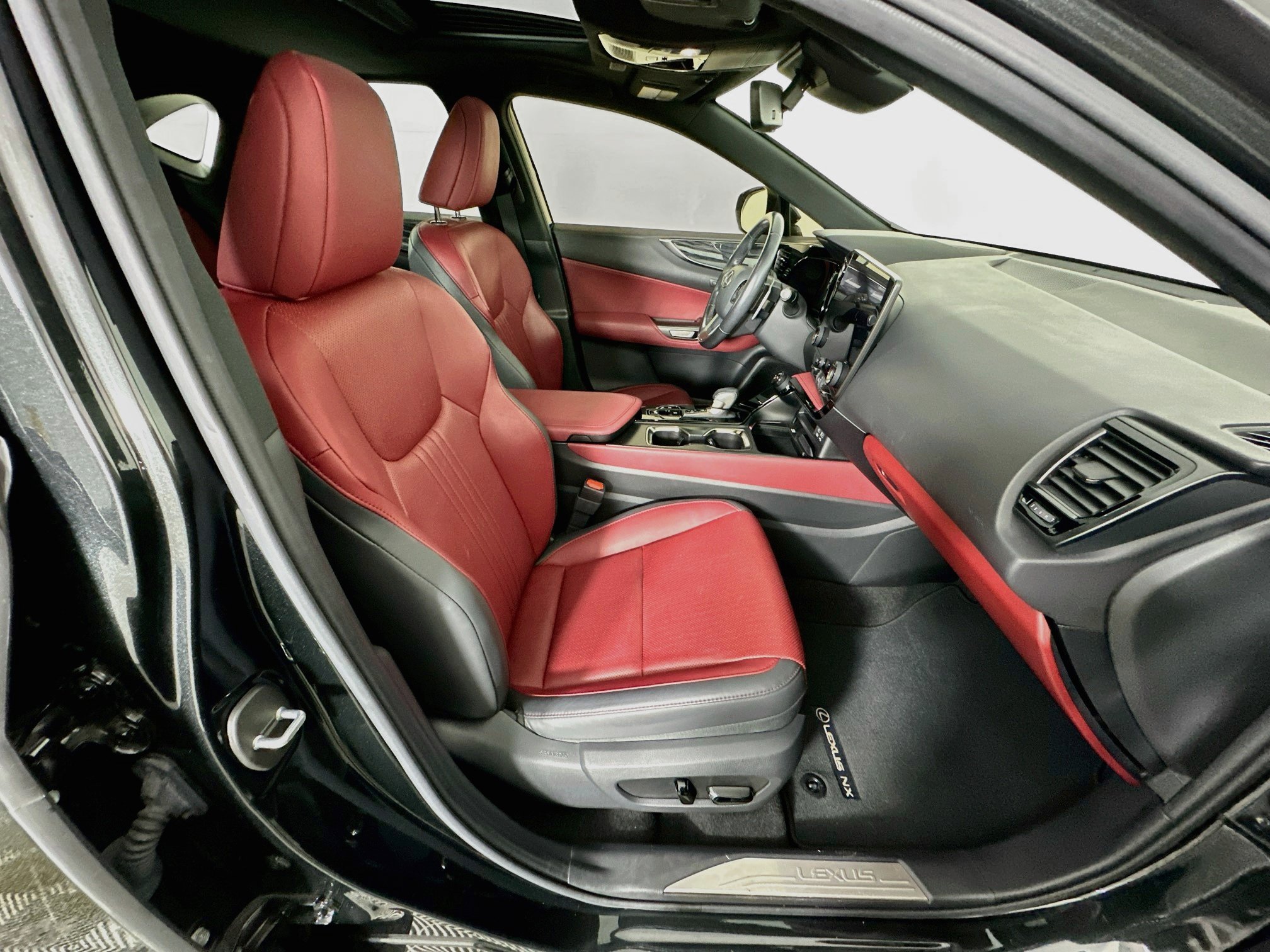 Used 2024 Lexus NX 250 FWD w/ Cold Area Package image 34