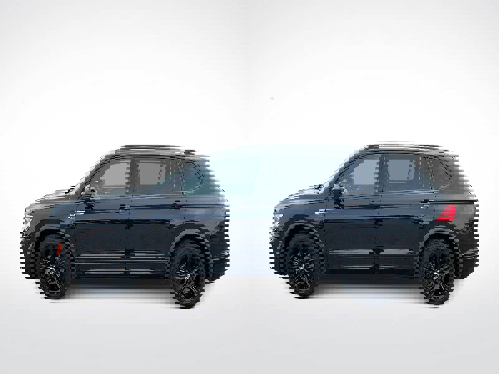 Used 2019 Volkswagen Tiguan SEL Premium R-Line image 5