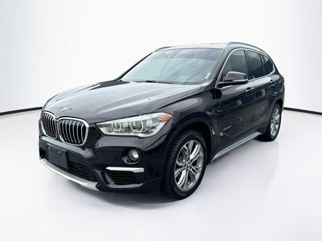 Used 2017 BMW X1 xDrive28i AWD/4WD image 1