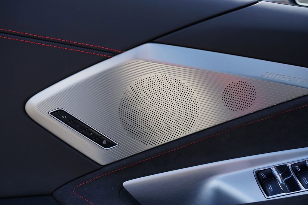 Used 2023 Chevrolet Corvette Stingray Premium Conv w/ Z51 Performance Package image 20