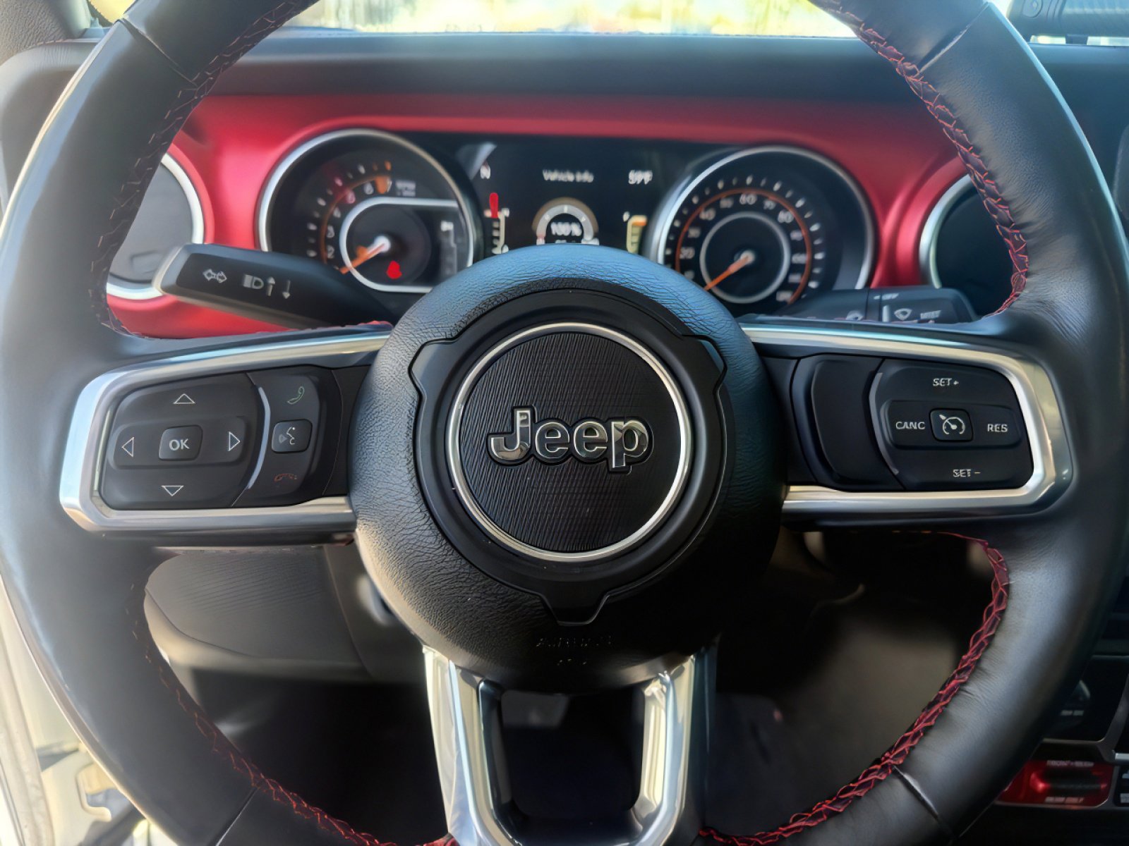 Used 2023 Jeep Gladiator Rubicon w/ Cold Weather Group image 26