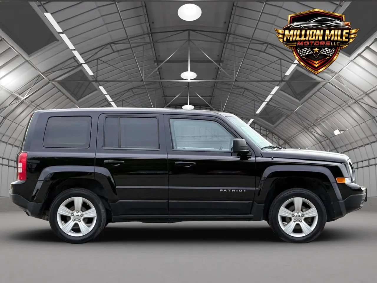 Used 2012 Jeep Patriot Latitude FWD image 7