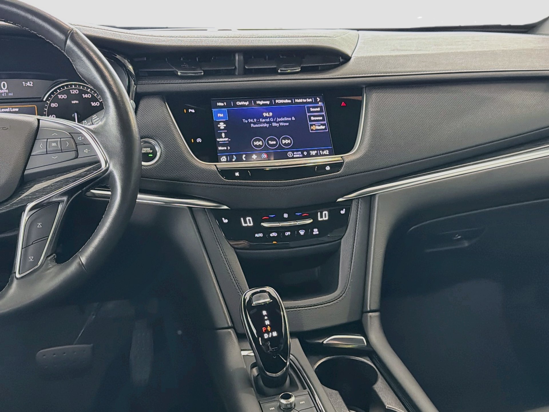 Certified 2022 Cadillac XT5 Premium Luxury FWD image 21