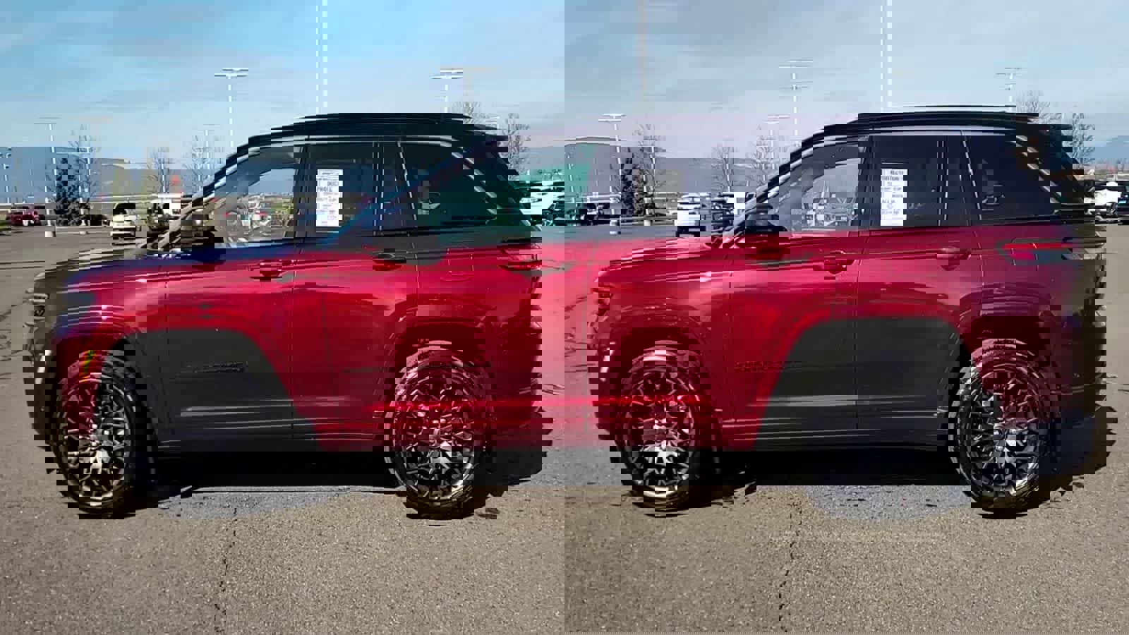 New 2026 Jeep Grand Cherokee Summit w/ Obsidian Package AWD/4WD image 5