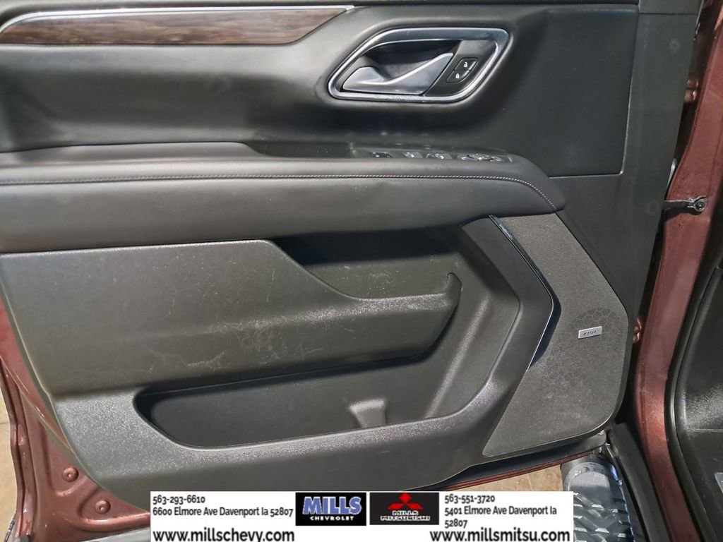 Used 2023 Chevrolet Suburban Z71 AWD/4WD image 9
