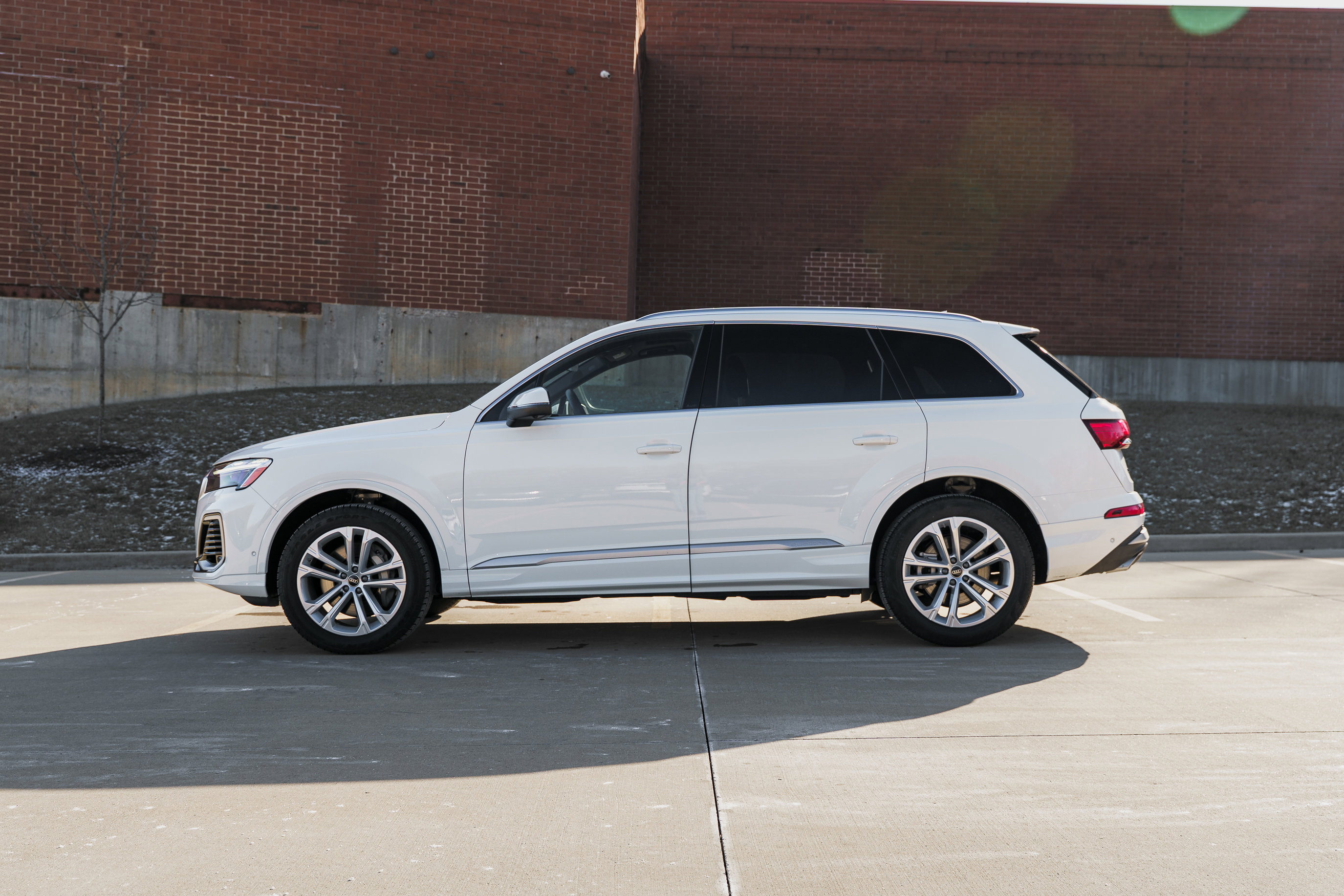 Certified 2025 Audi Q7 3.0T Premium Plus image 6