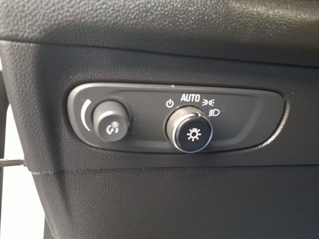 Certified 2021 Buick Envision Preferred image 17