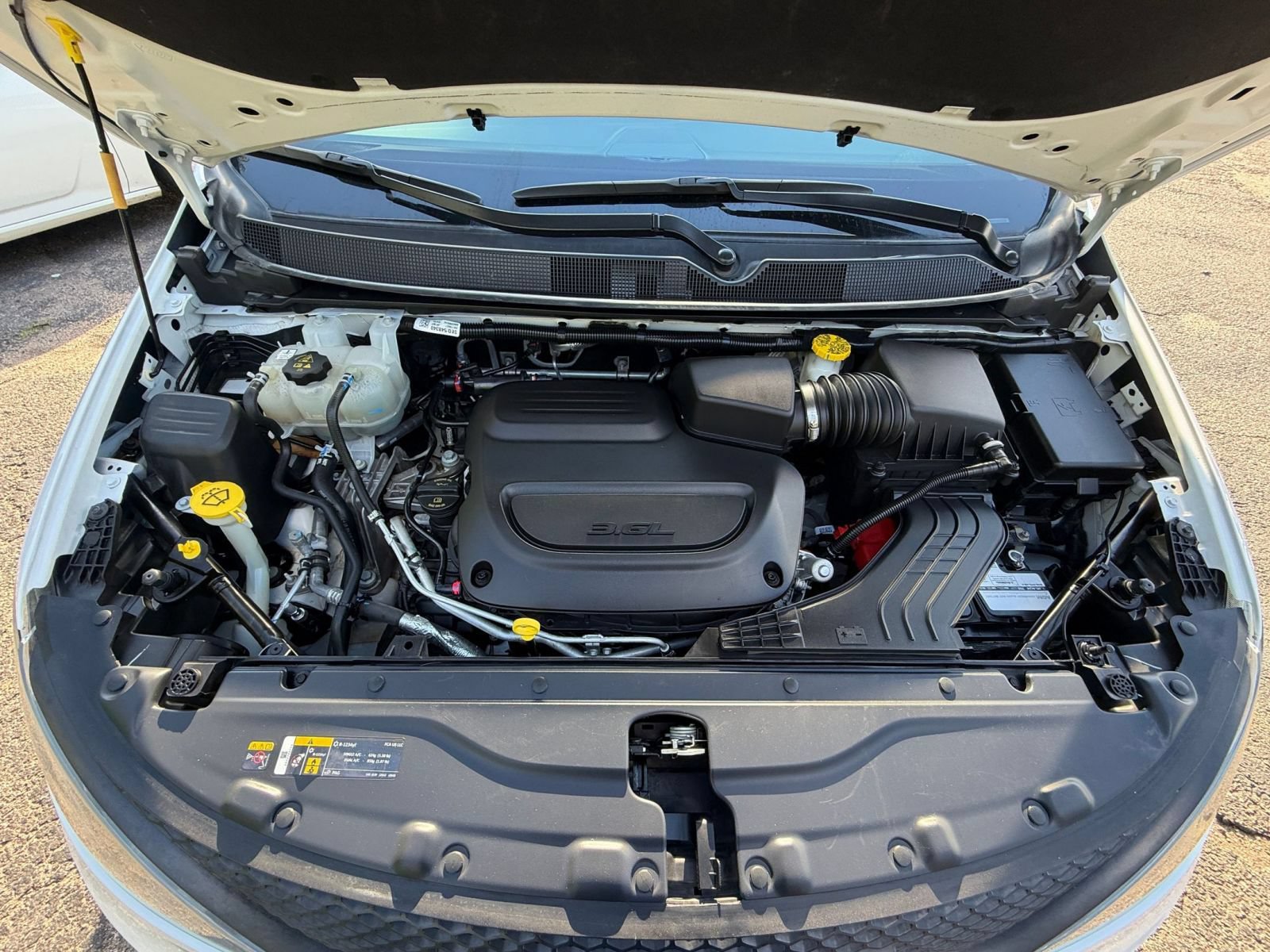 Used 2024 Chrysler Voyager LX FWD image 34