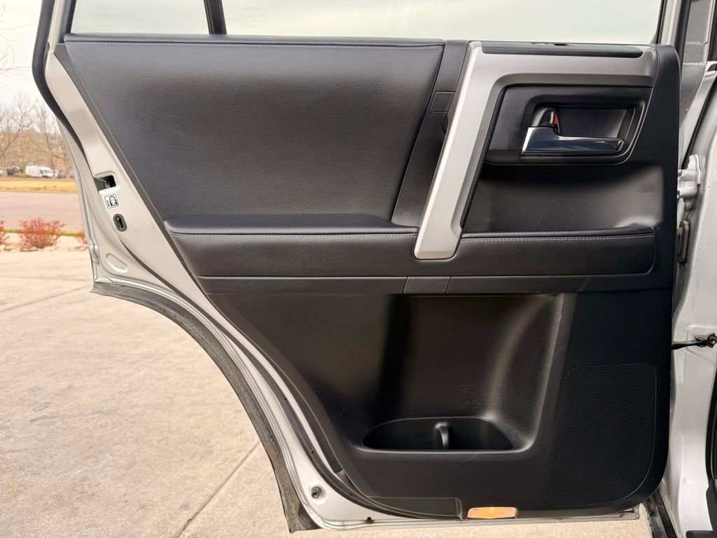 Used 2024 Toyota 4Runner SR5 AWD/4WD image 24