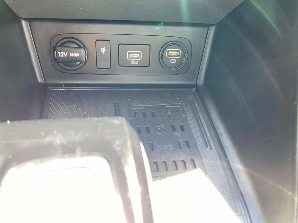 Used 2022 Hyundai Sonata Limited w/ Cargo Package FWD image 14