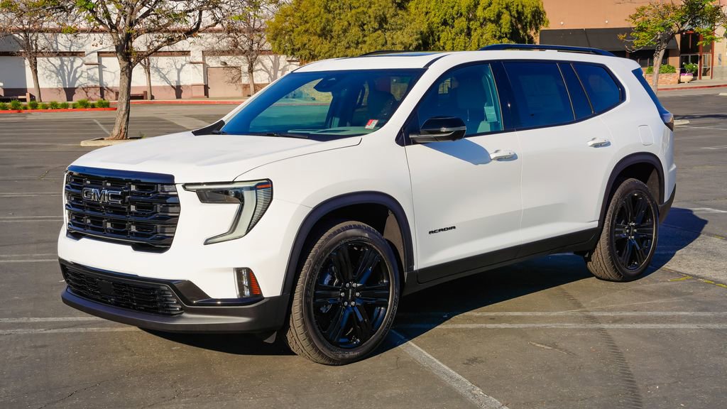 New 2026 GMC Acadia Elevation image 3