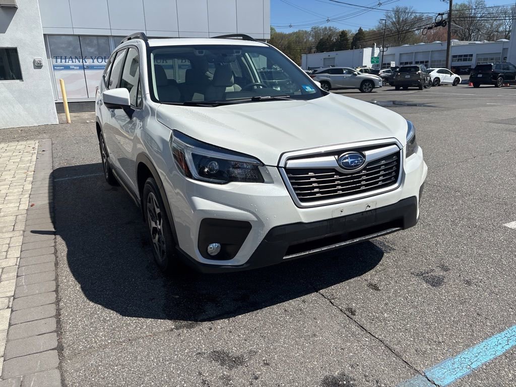 Used 2021 Subaru Forester Premium image 2