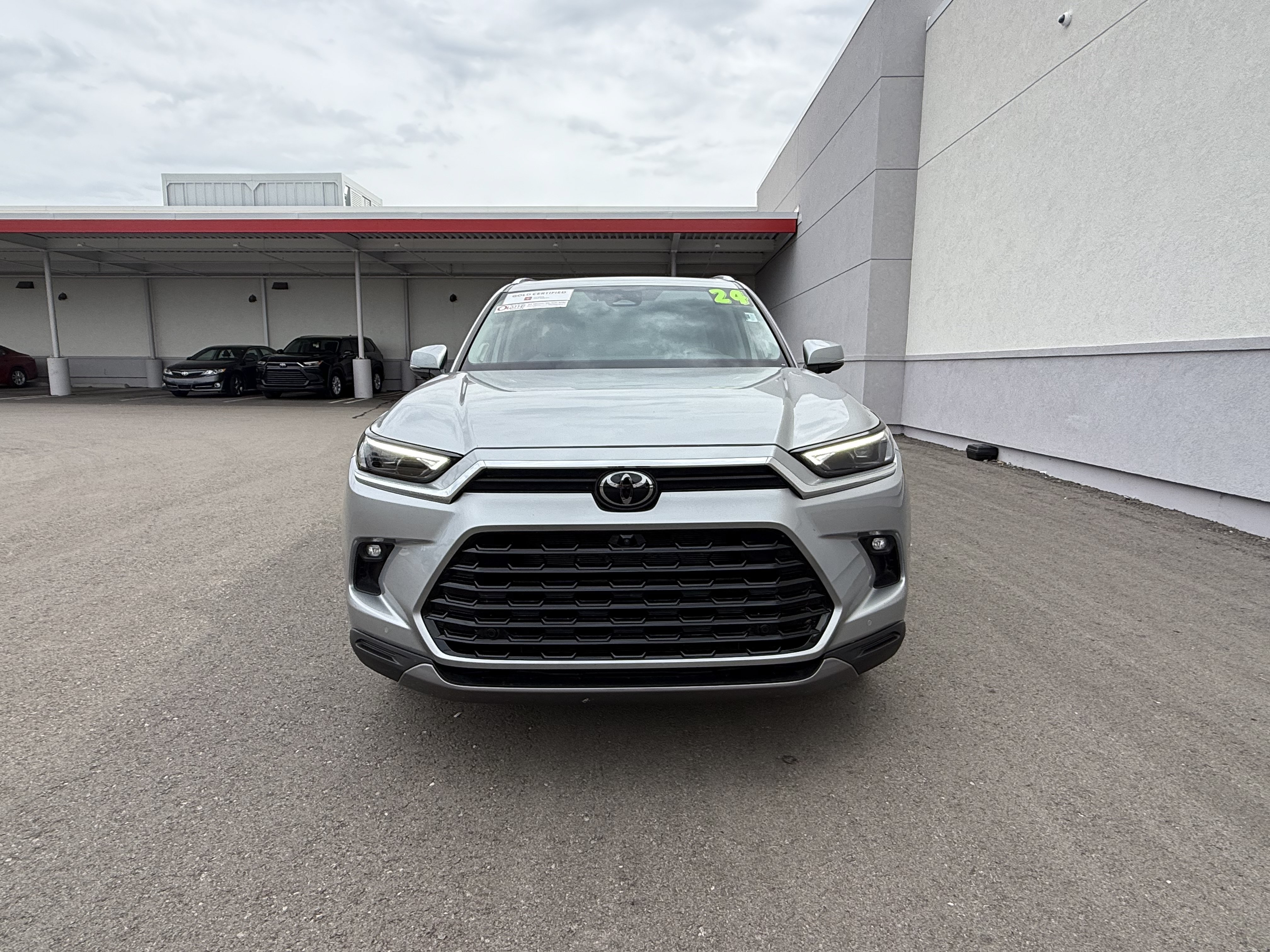 Certified 2024 Toyota Grand Highlander AWD image 20