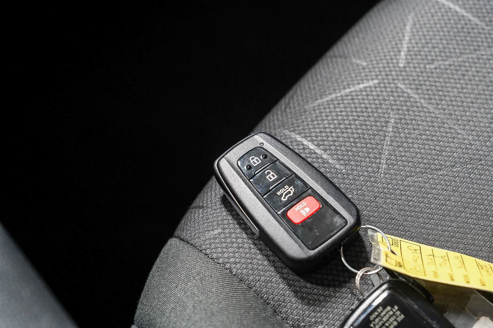 Certified 2023 Toyota RAV4 XLE w/ Convenience Package FWD image 30