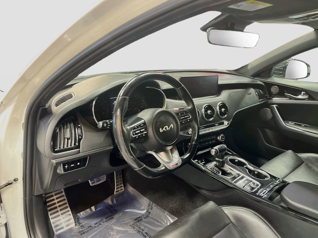 Used 2022 Kia Stinger GT-Line w/ Sun & Sound Package AWD/4WD image 9