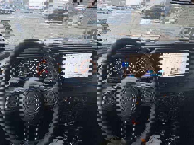 New 2025 Jeep Gladiator Sport image 42