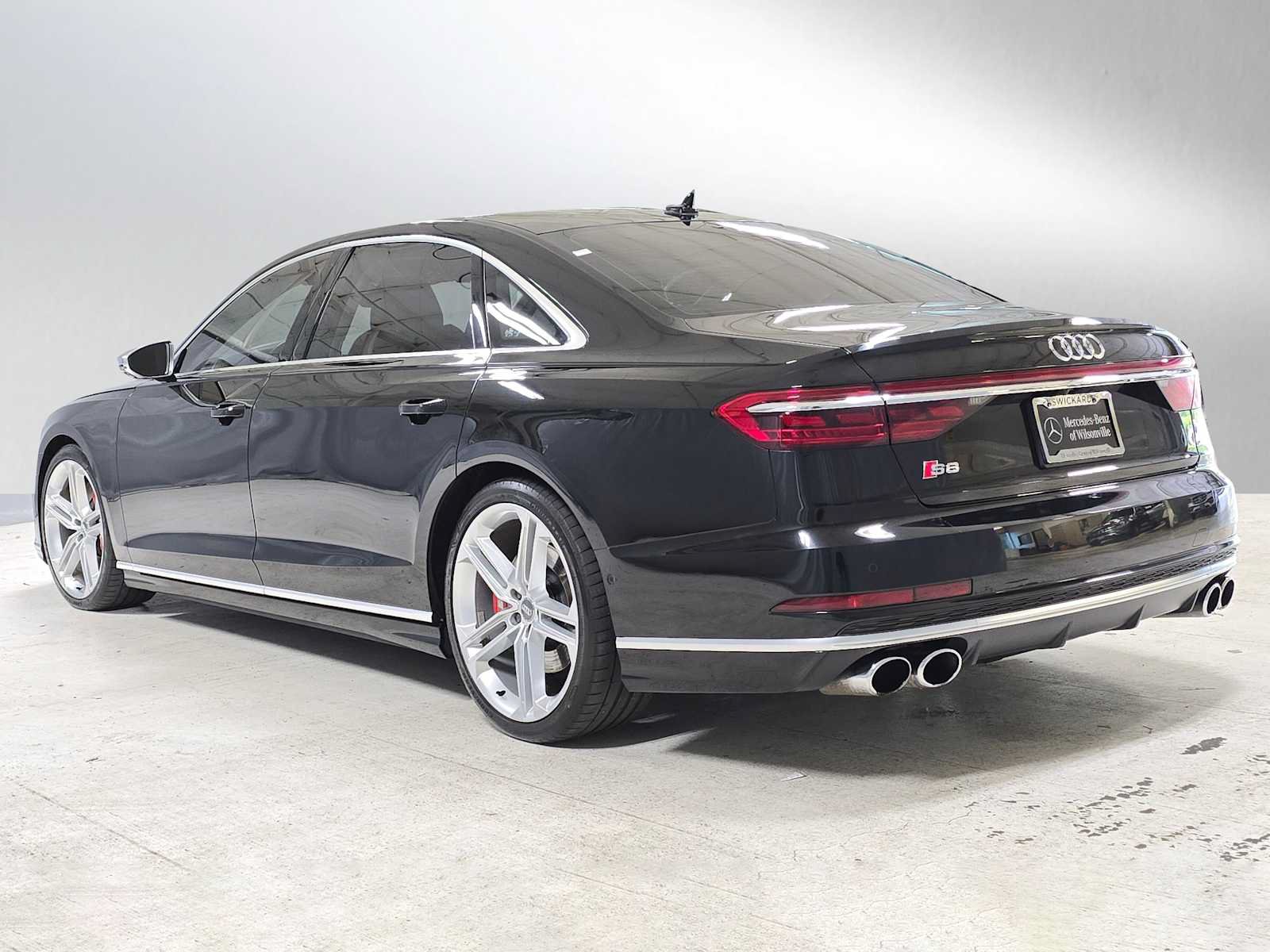 Used 2020 Audi S8 L w/ S8 Executive Package AWD/4WD image 5