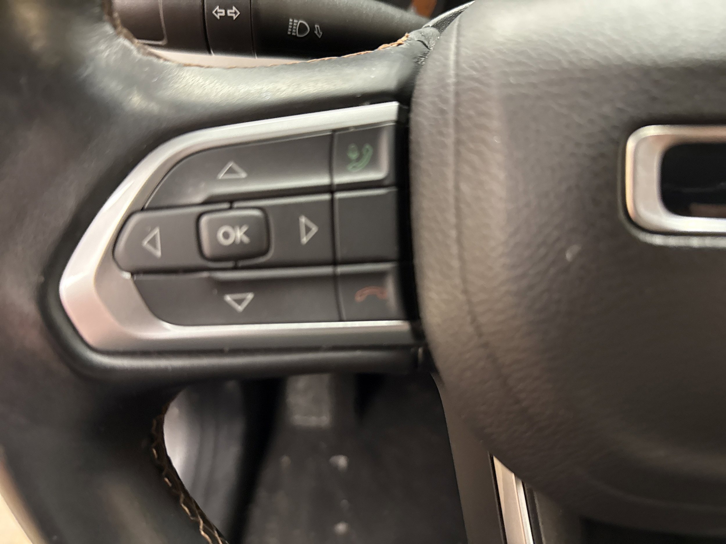 Used 2022 Jeep Compass Limited w/ Sun and Sound Group AWD/4WD image 29