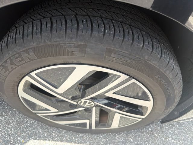 Certified 2024 Volkswagen Jetta SEL FWD image 8