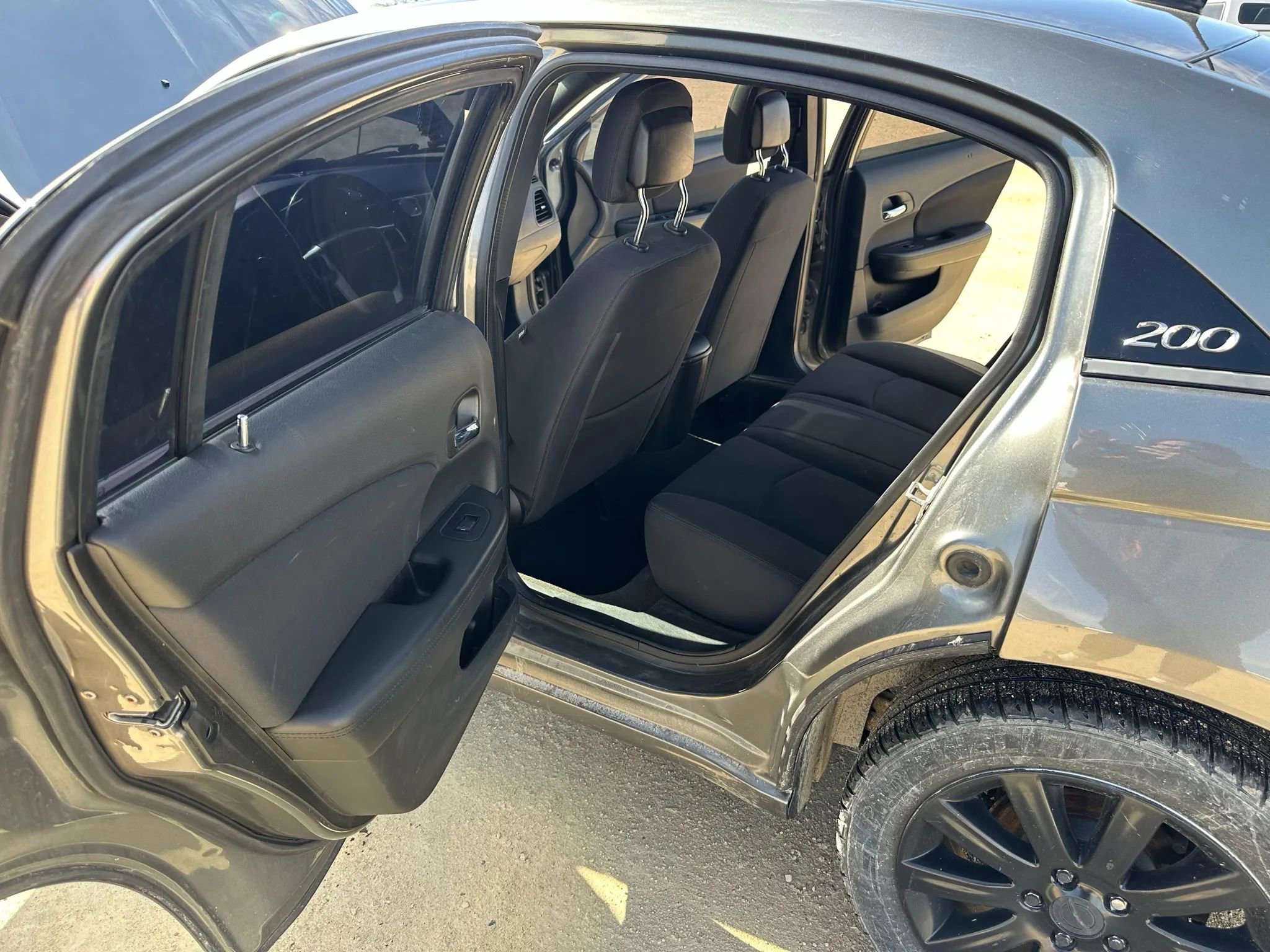 Used 2013 Chrysler 200 Touring image 11