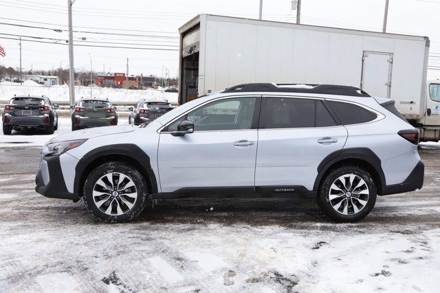 Used 2024 Subaru Outback Limited image 9
