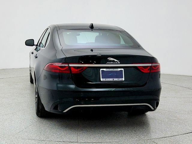 New 2024 Jaguar XF R-Dynamic SE image 6