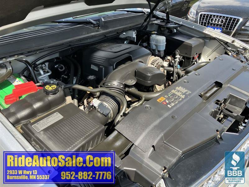Used 2013 Chevrolet Avalanche LTZ AWD/4WD image 22