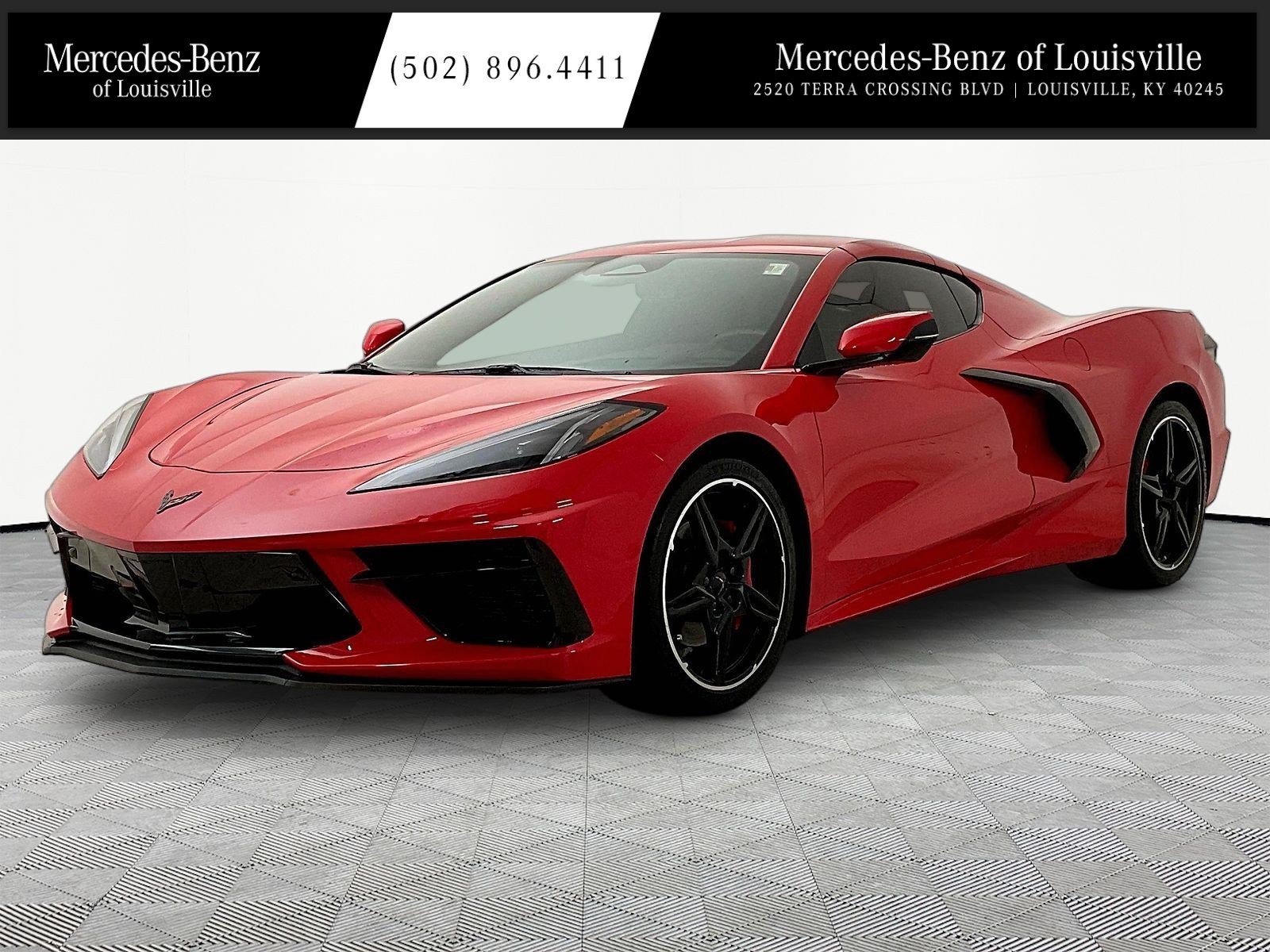 Used 2024 Chevrolet Corvette Stingray Preferred Cpe w/ 2LT RWD image 1