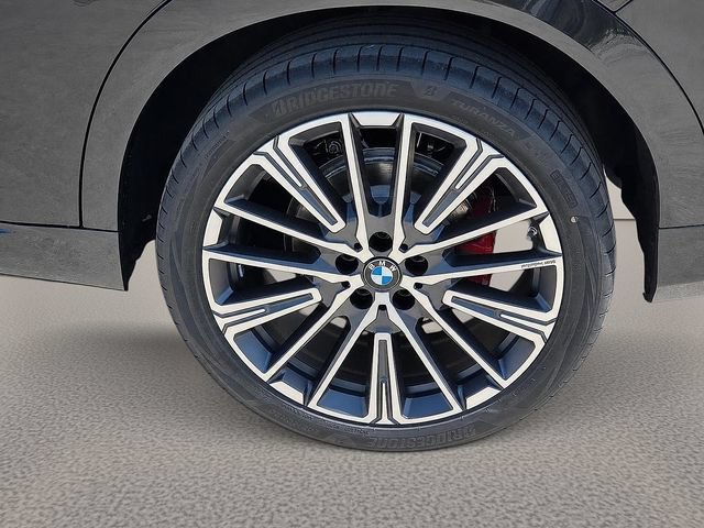 New 2026 BMW X2 xDrive28i w/ M Sport Package AWD/4WD image 8