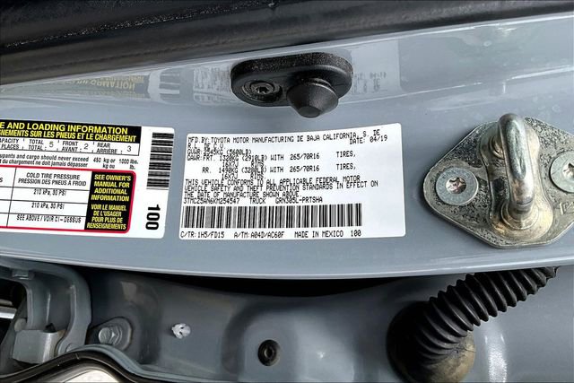 Used 2019 Toyota Tacoma TRD Off-Road AWD/4WD image 21