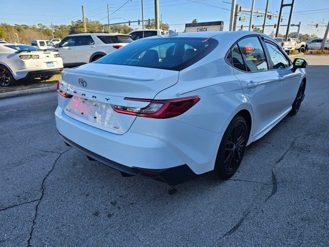 Used 2026 Toyota Camry SE FWD image 5