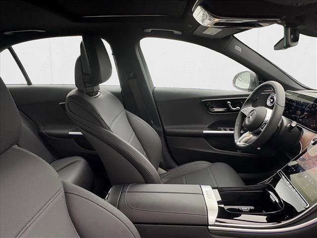 New 2025 Mercedes-Benz C 300 4MATIC Sedan image 25