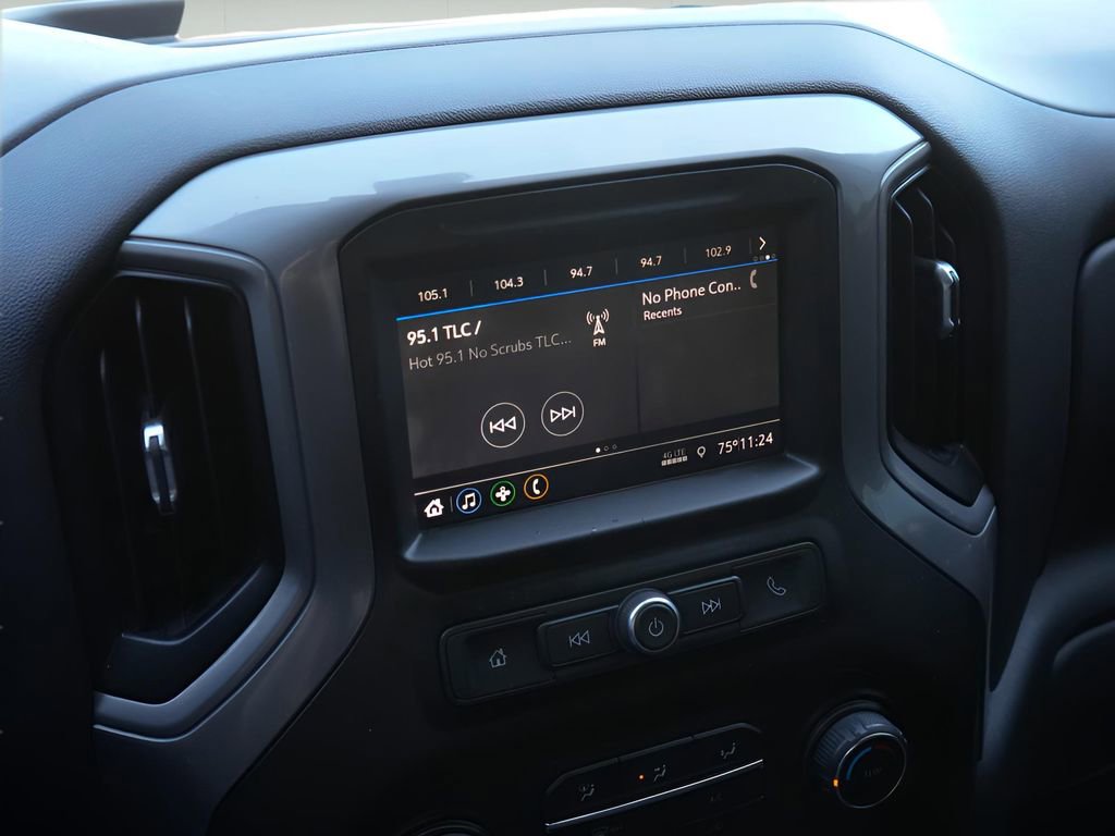 Used 2020 Chevrolet Silverado 1500 Custom w/ Custom Value Package image 19