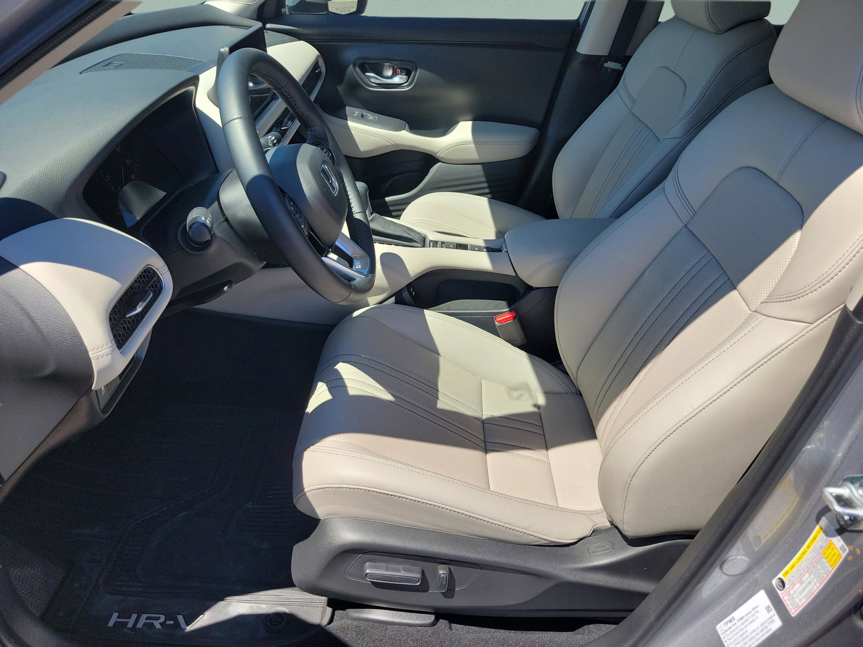 Used 2026 Honda HR-V EX-L image 26