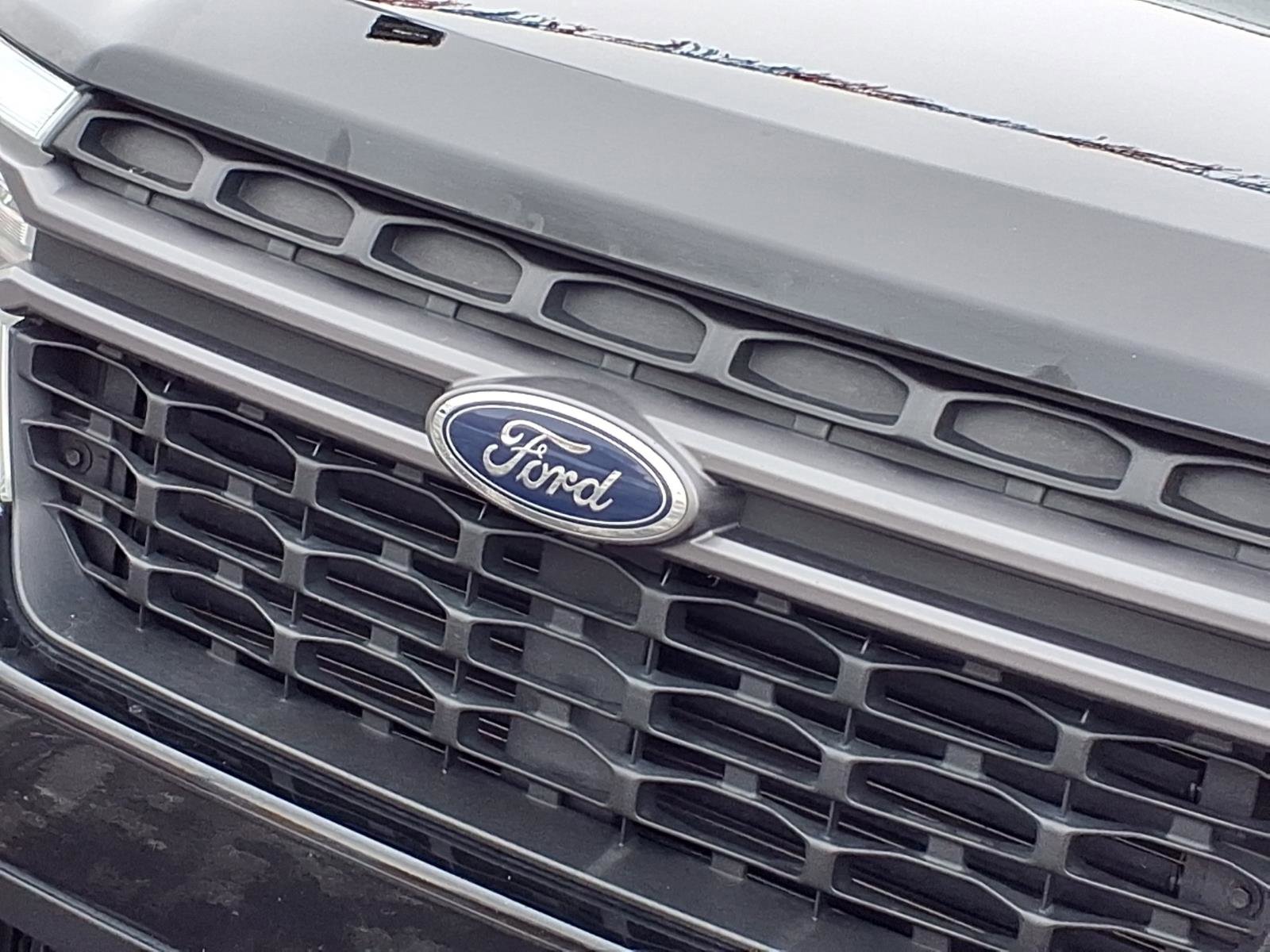 Used 2022 Ford Maverick XLT image 26