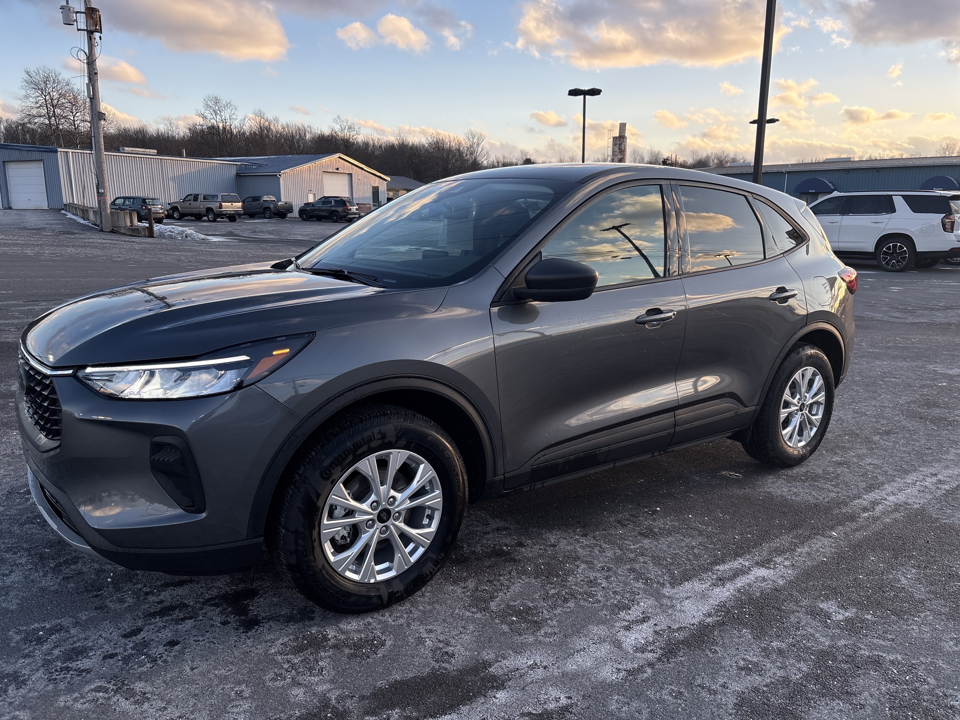 Used 2025 Ford Escape Active image 8