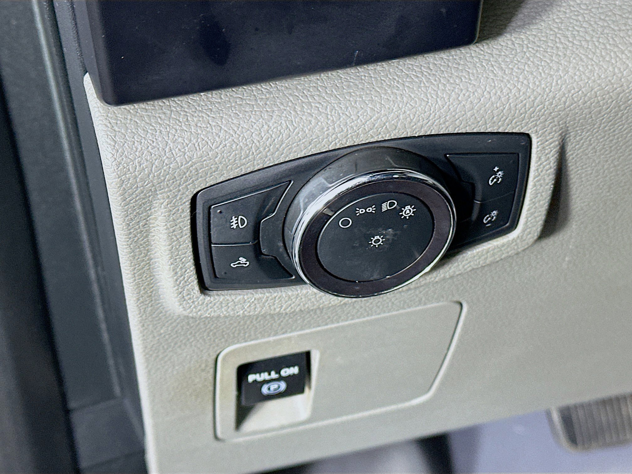 Used 2019 Ford F150 XL w/ Equipment Group 101A Mid image 17