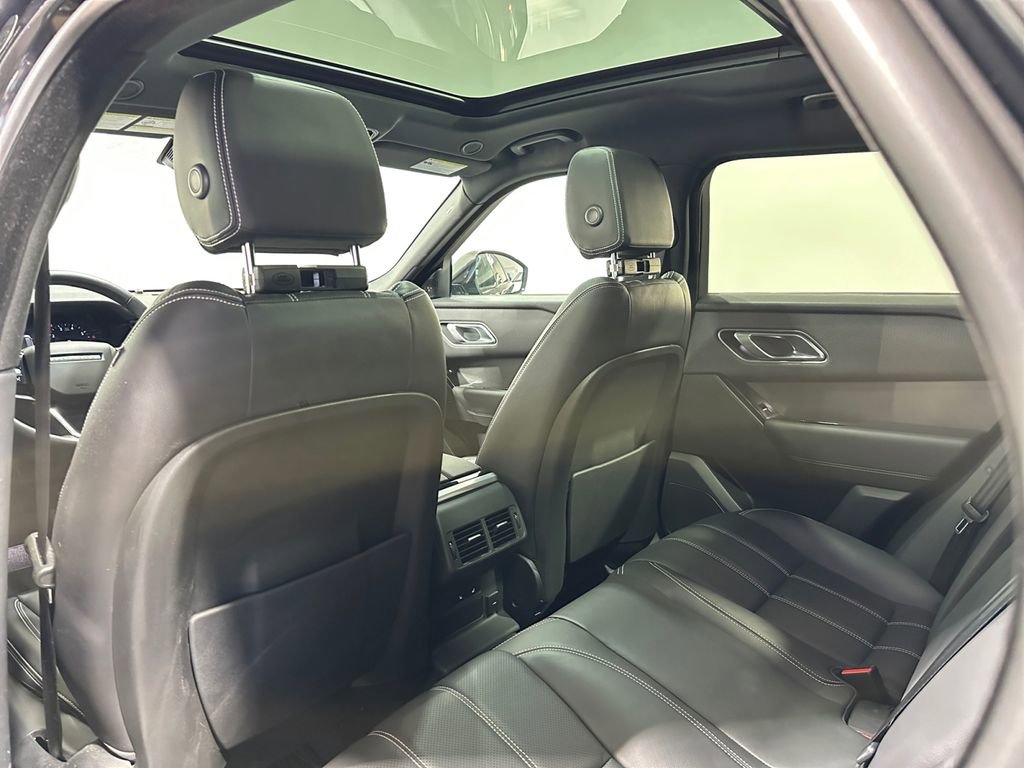 Used 2023 Land Rover Range Rover Velar S AWD/4WD image 18