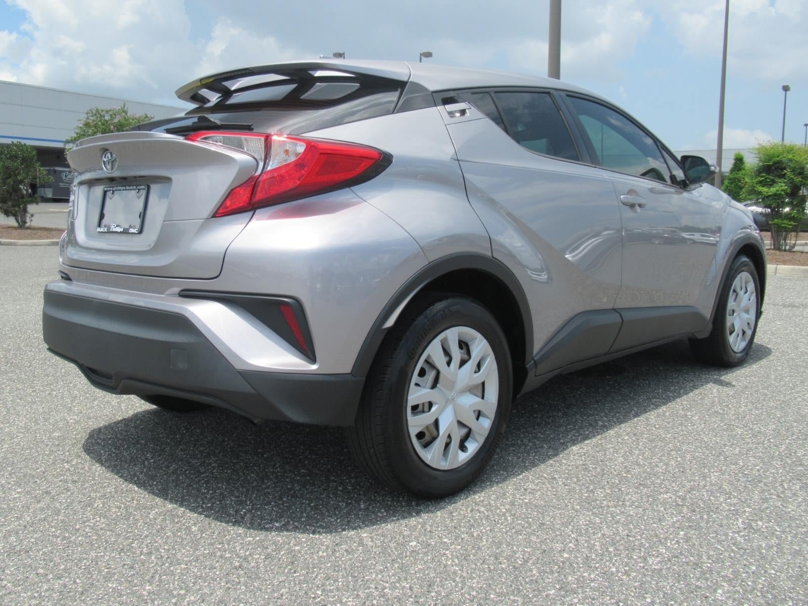 Used 2020 Toyota C-HR LE FWD image 7