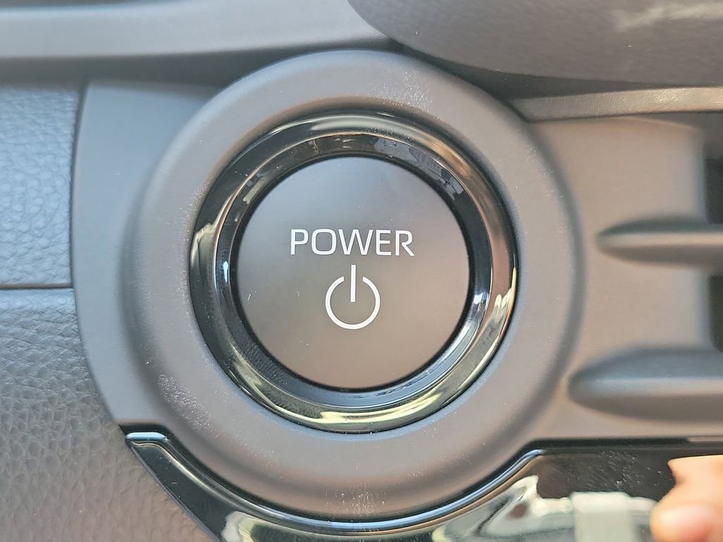 New 2026 Toyota Crown XLE image 31