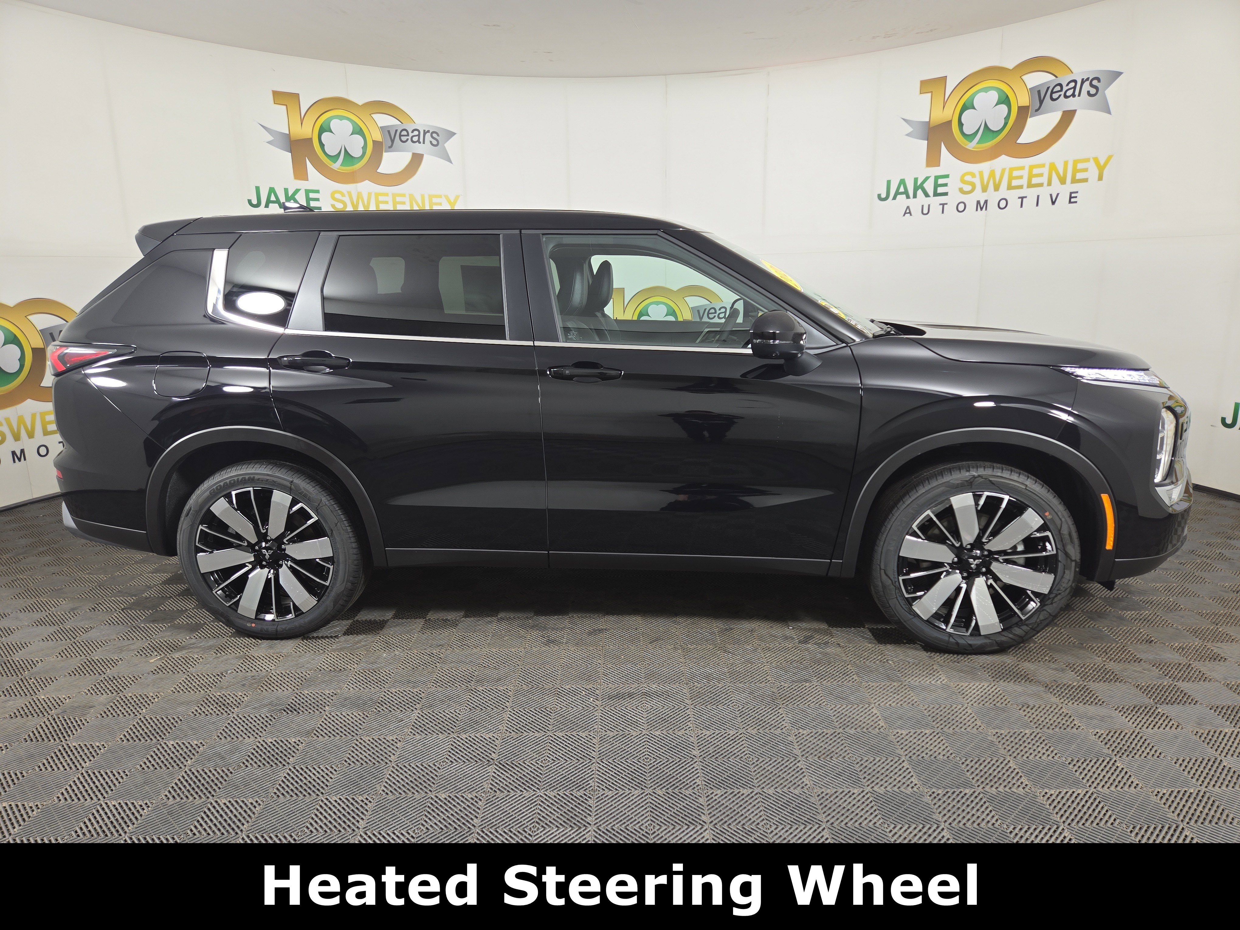 New 2026 Mitsubishi Outlander SE AWD/4WD image 8