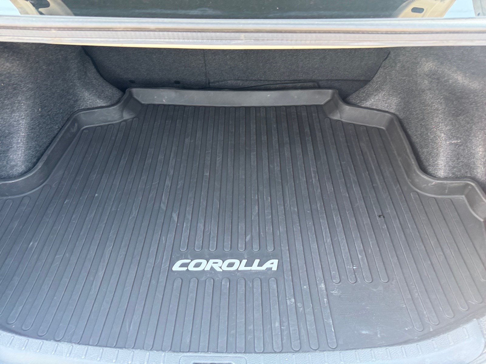 Used 2016 Toyota Corolla S FWD image 34