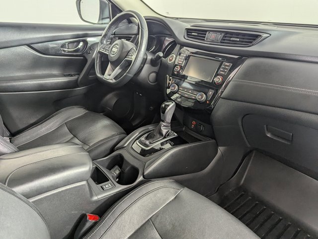 Used 2017 Nissan Rogue SL w/ SL Premium Package image 23