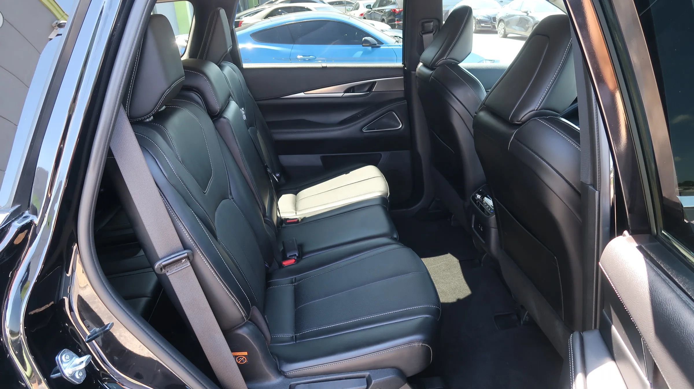 Used 2025 INFINITI QX60 Luxe image 25