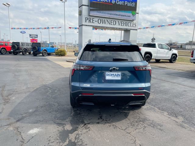 Used 2025 Chevrolet Equinox RS w/ Safety and Technology Package image 4